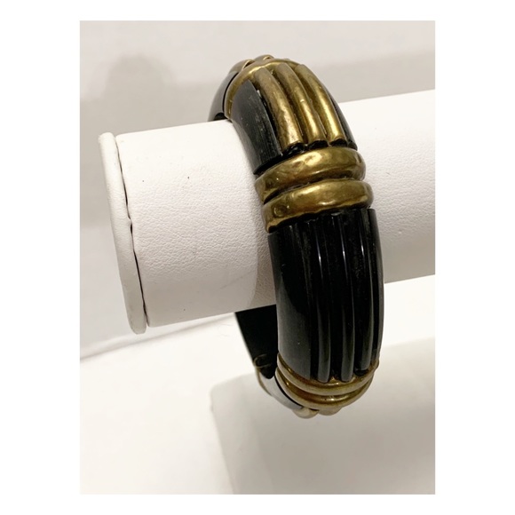 Vintage boho brass and acrylic? Unique Ribbed bangle bracelet SMALL - Picture 4 of 14